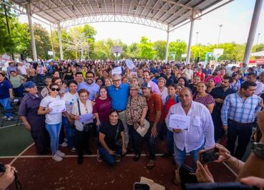 Rubén Rocha entrega 549 equipos a emprendedores de Culiacán; impulsan economía local con programa “Equipa Sinaloa”