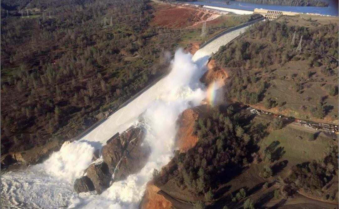 California: Evacuación se mantendrá hasta reparar presa de Oroville