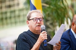 Taibo involucra medios públicos en su homofobia 