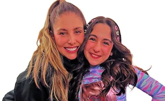 "Matilda" arropa la hermandad de Gloria Aura y Lara Campos