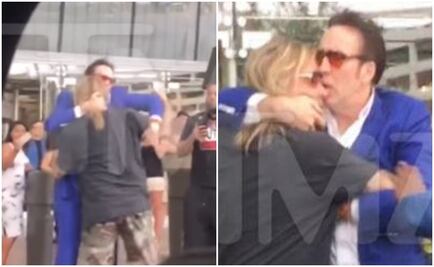 Nicolas Cage forcejea con Vince Neil