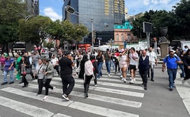 "¿Ya qué hace uno?”; usuarios sufren retrasos por cierres de L2 del Metro