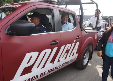 Tras denuncias, Ayuntamiento de Oaxaca volverá a rotular patrullas que tienen colores de Morena