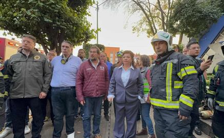 Incendio en bodega de alcaldía Benito Juárez deja 4 muertos; Clara Brugada se encuentra en el lugar