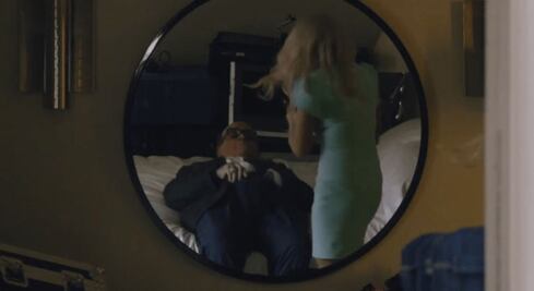 Nuevo filme de Borat pone a Giuliani en un cuarto con una menor