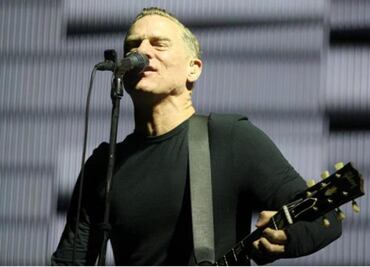 Bryan Adams comes to Mexico