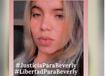 Liberan a Beverly Vega, detenida por golpear a conductor de Uber para defenderse