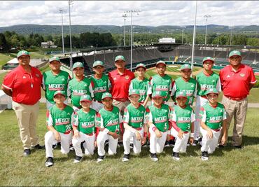 Niños piden bola a AMLO para conocerlo y viajar a Palacio Nacional