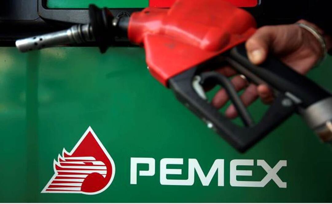 IRREGULARES. La norma vigente admite un faltante de hasta 100 mililitros por cada 20 litros de combustible despachado; si una estación rebasa este límite se considera que vende litros incompletos