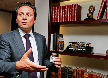 Abogados de Lozoya piden a UIF verificar su información, tras referencia a supuesta "mordida" de 8.4 mdd