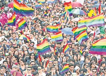 PRI exige a Ssa vacunas para grupo LGBTTTI+
