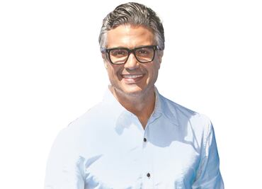 Por la música, Camil se hizo actor