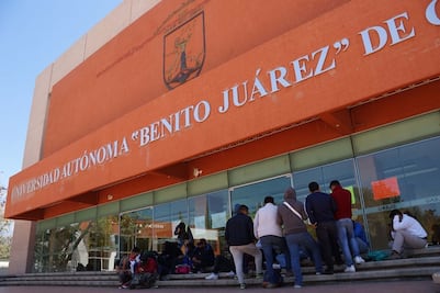 Pide rector a sindicatos de Universidad de Oaxaca no afectar a alumnos con paro