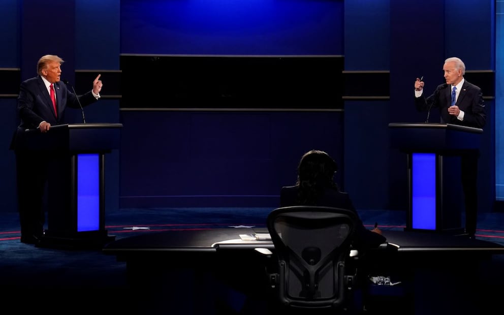 Donald Trump y Joe Biden durante el segundo debate presidencial previo a las elecciones en 2020. PATRICK SEMANSKY. AP
