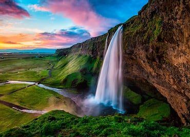 Snorkel entre dos continentes, en la fascinante Grieta de Silfra en Islandia