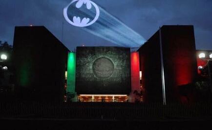 Tatiana Clouthier le pide "ayuda" a Batman