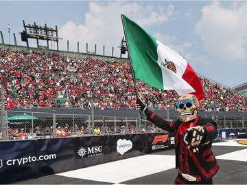 Madre exhibe a papá por no pagar pensión y tener para ir al GP de México