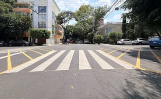 Alcaldía Cuauhtémoc entrega reencarpetado de calle Tehuantepec en Roma Sur; renuevan más de 12 mil metros cuadrados