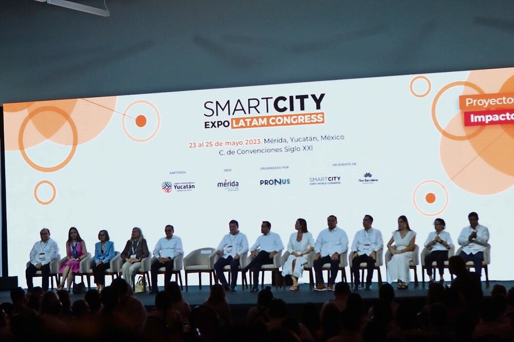 El encuentro, de carácter internacional, fue inaugurado este martes por el gobernador de Yucatán, Mauricio Vila Dosal; tiene como lema Proyectos viables, impactos reales. Foto: Yasmín Rodríguez / EL UNIVERSAL