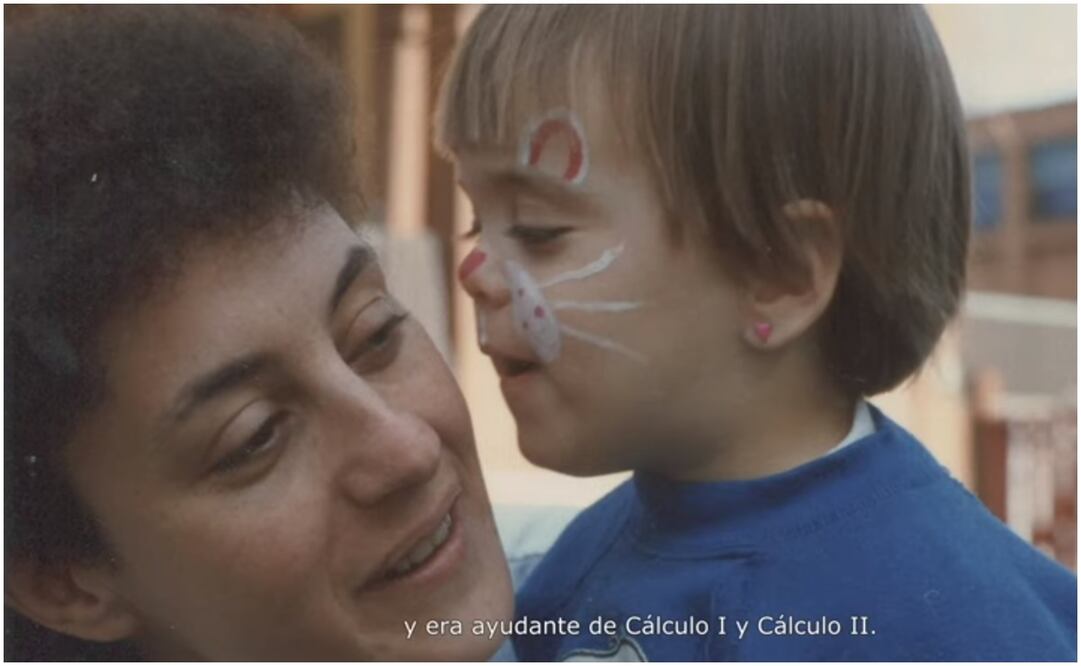 Claudia Sheinbaum con su hija Mariana
Foto: @CLAUDIA: EL DOCUMENTAL