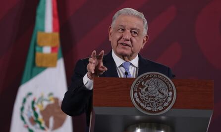 Marcha de trabajadores del Poder Judicial por fideicomisos, “de pena ajena”: AMLO