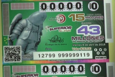 Con billete de lotería, homenajean a padre de Timo
