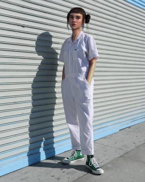 Conoce a la influencer generada por computadora que usa Chanel y Prada