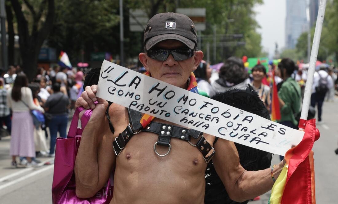 El gobierno capitalino informo que 800 mil personas participaron en la Marcha del Orgullo LGBT 2025 en CDMX. Foto: Carlos Mejía/ EL UNIVERSAL