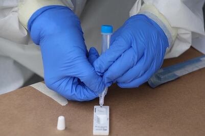 Terminada la emergencia, estadounidenses tendrán que pagar por pruebas de Covid