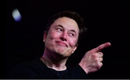 Elon Musk lanza una advertencia: ahorrar para la jubilación “no valdrá la pena” en el futuro