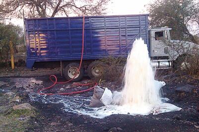 Detienen a dos con 20 mil litros de gasolina