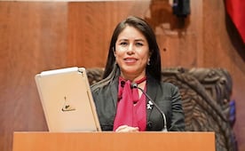 Simey Olvera va por reemplazar a Inzunza en Comisión; senadora llevo a imitadora de Sheinbaum a su informe