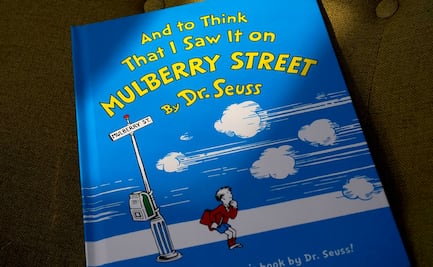 Por estereotipos racistas, seis libros de Dr. Seuss dejarán de publicarse