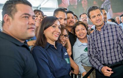 Celebra EPN empleo e inversión