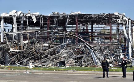 Al menos un muerto y dos desaparecidos tras explosión en fábrica de Chicago
