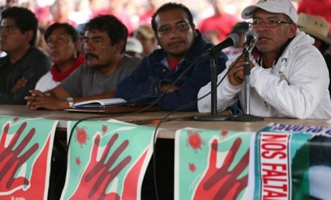 Padres rechazan creación de equipo especial por Ayotzinapa