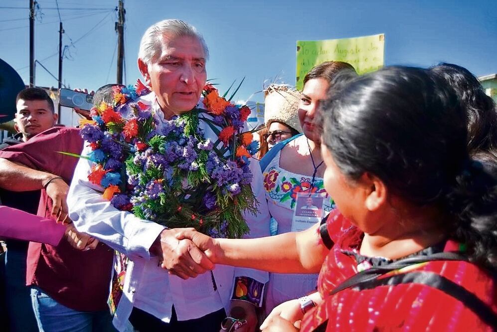 Adán Augusto López advirtió a los acaparadores de tierra que se van a topar con pared.