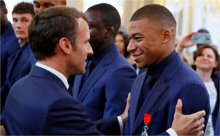 Macron, presidente de Francia, aconsejó a Mbappé a quedarse en el PSG