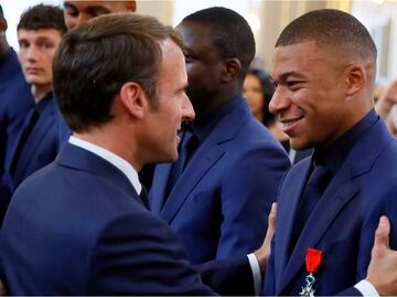 Macron, presidente de Francia, aconsejó a Mbappé a quedarse en el PSG