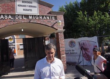 Visita demócrata O'Rourke albergue de migrantes en Ciudad Juárez