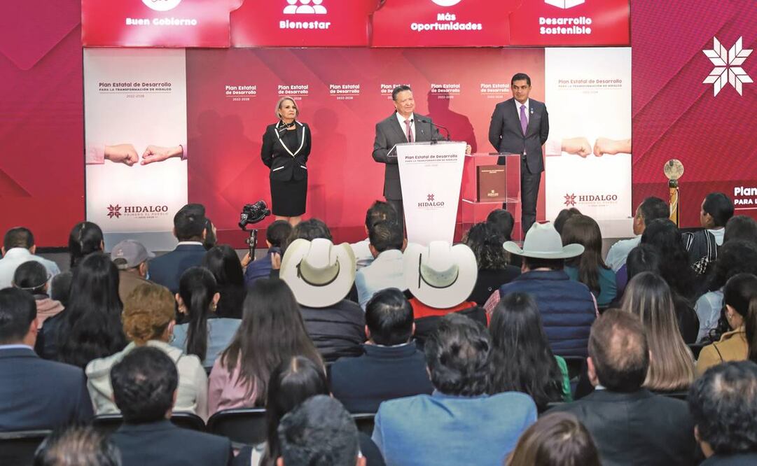 El gobernador Julio Menchaca presentó el Plan Estatal de Desarrollo 2022-2028 que recoge íntegras las propuestas de los hidalguenses de todos los sectores.
