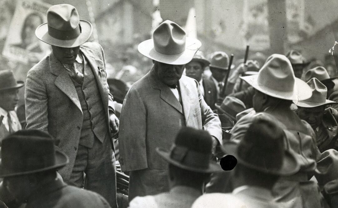 Álvaro Obregón, en campaña para su reelección como Presidente, en enero de 1927. Foto: Especial 