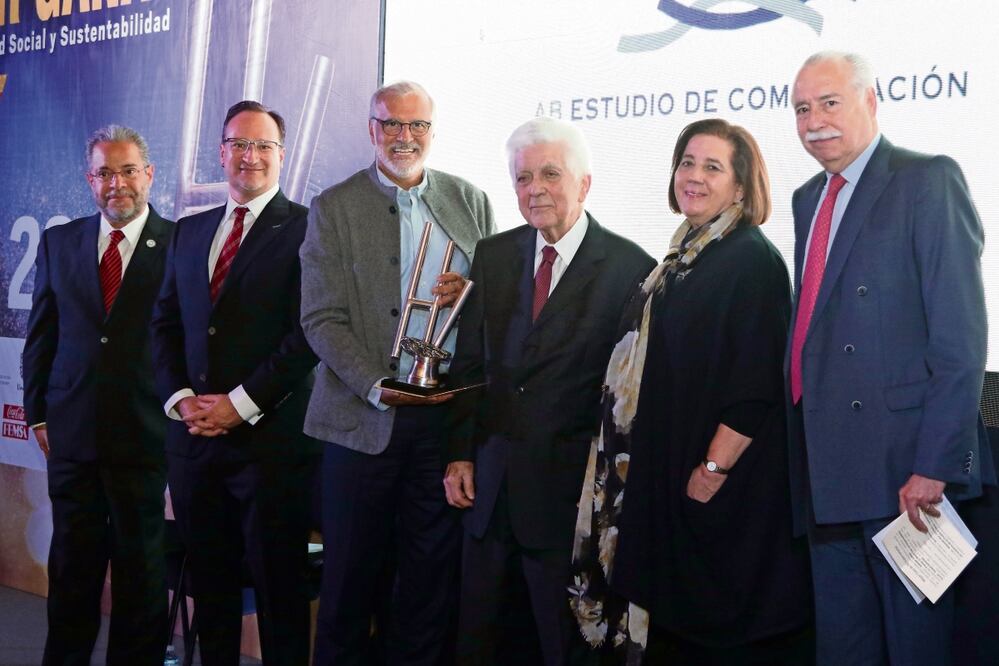 Este año, el premio Rubén Aguilar fue entregado a la Fundación Tarahumara José A. Llaguno. Foto: Carlos Mejía / EL UNIVERSAL