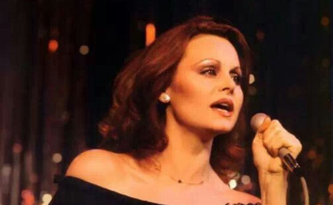 Rocío Durcal. Fuente: Twitter @showmundialshow