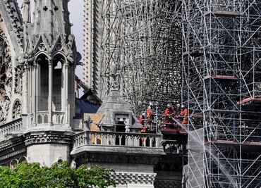 Donan millones a Notre Dame pero al Museo Nacional de Brasil lo olvidan