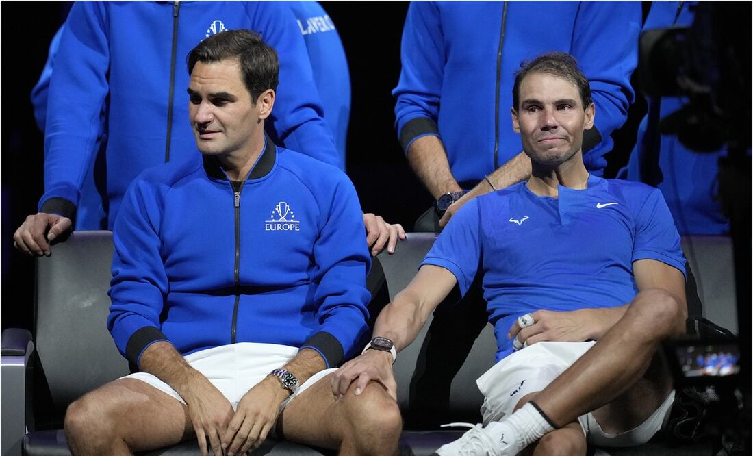 Roger Federer y Rafael Nadal en el retiro del suizo. FOTO: AP