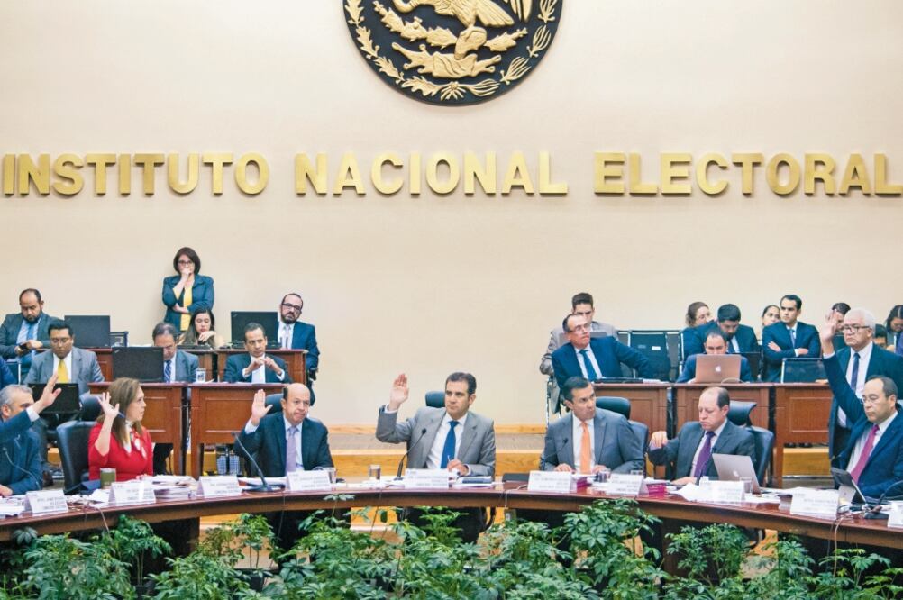 El INE aseguró que no se afectarán áreas sustantivas, como las relacionadas con las garantías al voto ni las prerrogativas de los partidos. (ARCHIVO EL UNIVERSAL)