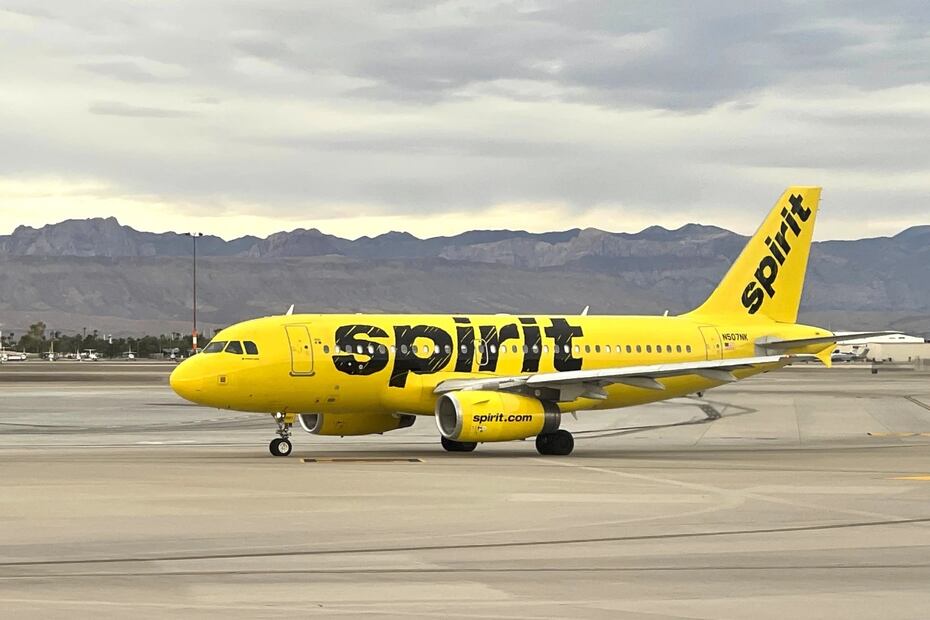 Un avión de Spirit Airlines, en el Aeropuerto McCarran de Las Vegas. FOTO: AP/Archivo