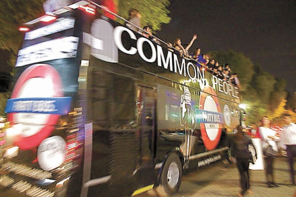 Las unidades pueden ser del tipo open bus, el cual es descubierto en el segundo piso de los camiones, como el Turibús. Foto: ARCHIVO EL UNIVERSAL