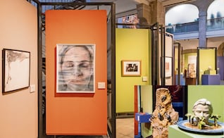 37 artistas exploran el autorretrato, en la Galería de Arte de la Secretaría de Hacienda